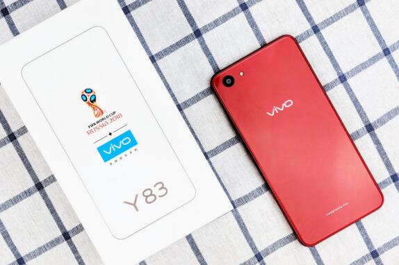 vivo Y83实测：面部解锁秒开，Jovi AI助理贴心