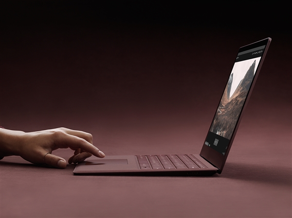 Win10专业版加持！微软Surface Laptop上架：7600元