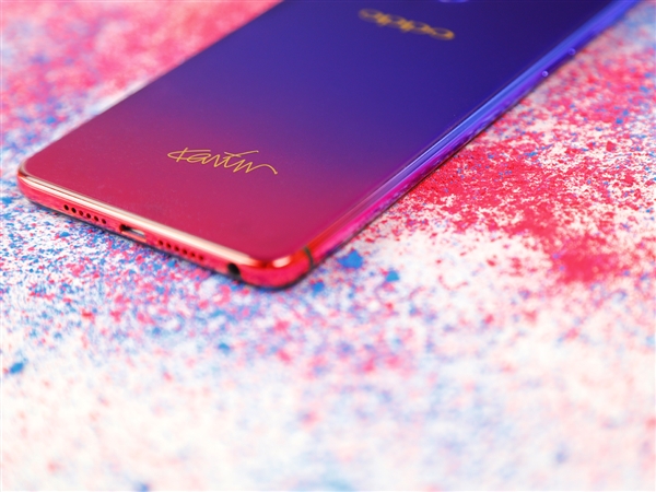 OPPO R15星云特别版图赏：渐变设计颜值出众