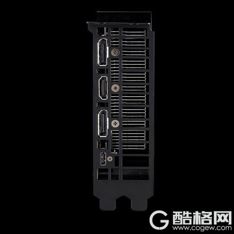 华硕抢发RTX 2070显卡：2.7插槽的庞然大物