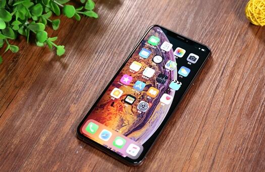 因iPhone XS系列热销 富士康9月营收增长30%超1300亿