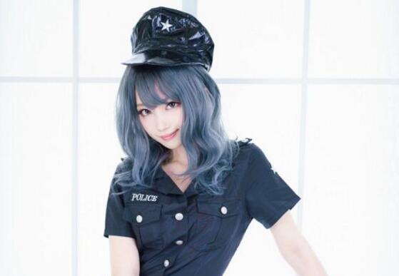 迷倒万千的气质女神 11区小姐姐制服写真